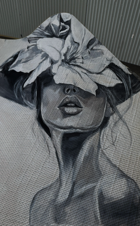 TAPETA LILJA PŁÓTNO STRUKTURA OLILJO.png